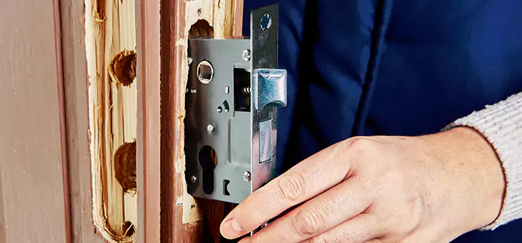 Garage Door Lock Replacement Campbell